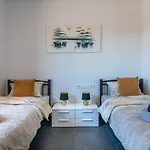 Villa Paradise *