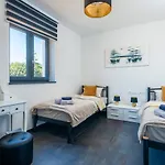 Paradise Villa