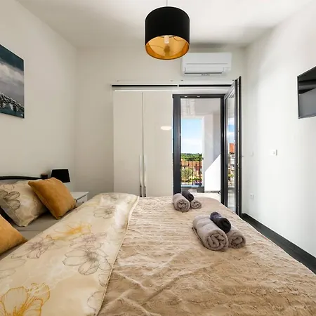 Villa Paradise *