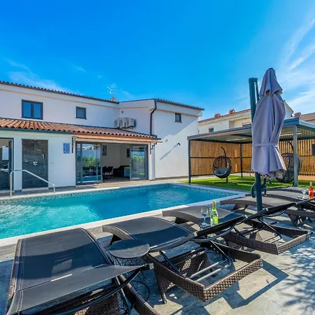 Villa Paradise
